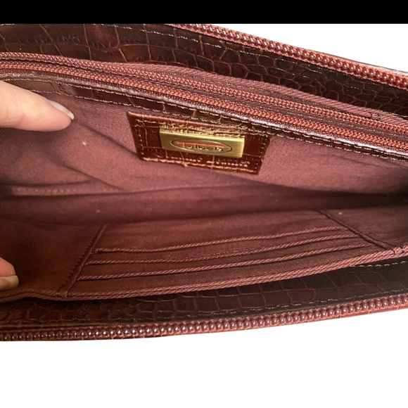 Talbots Brown Crossbody Bag with Gold Hardware - Picture 10 of 15
